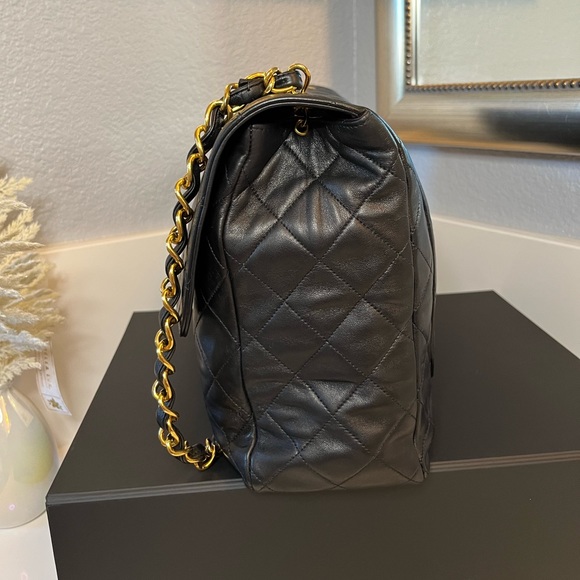 ❌SOLD❌🎀Chanel Black Leather Maxi Classic Single Flap Bag - Picture 5 of 13